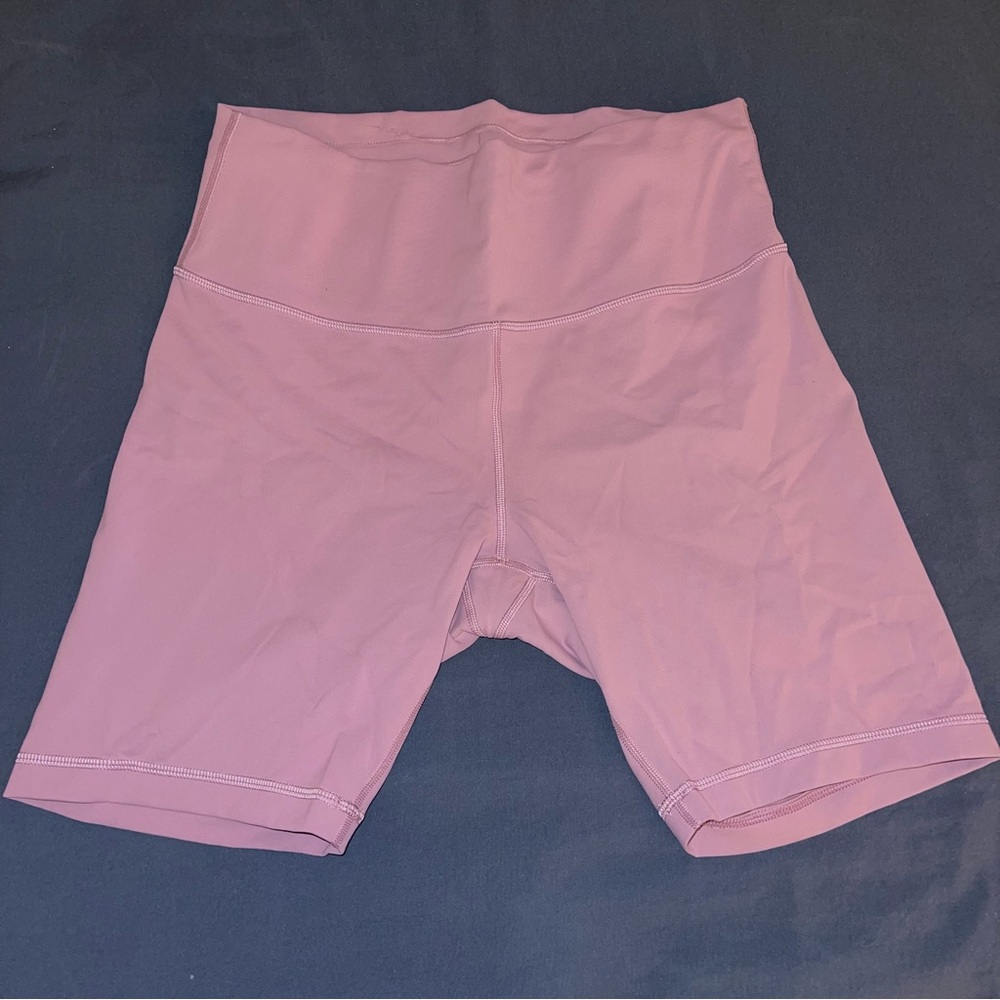 Lululemon Wunder Train High-Rise Short